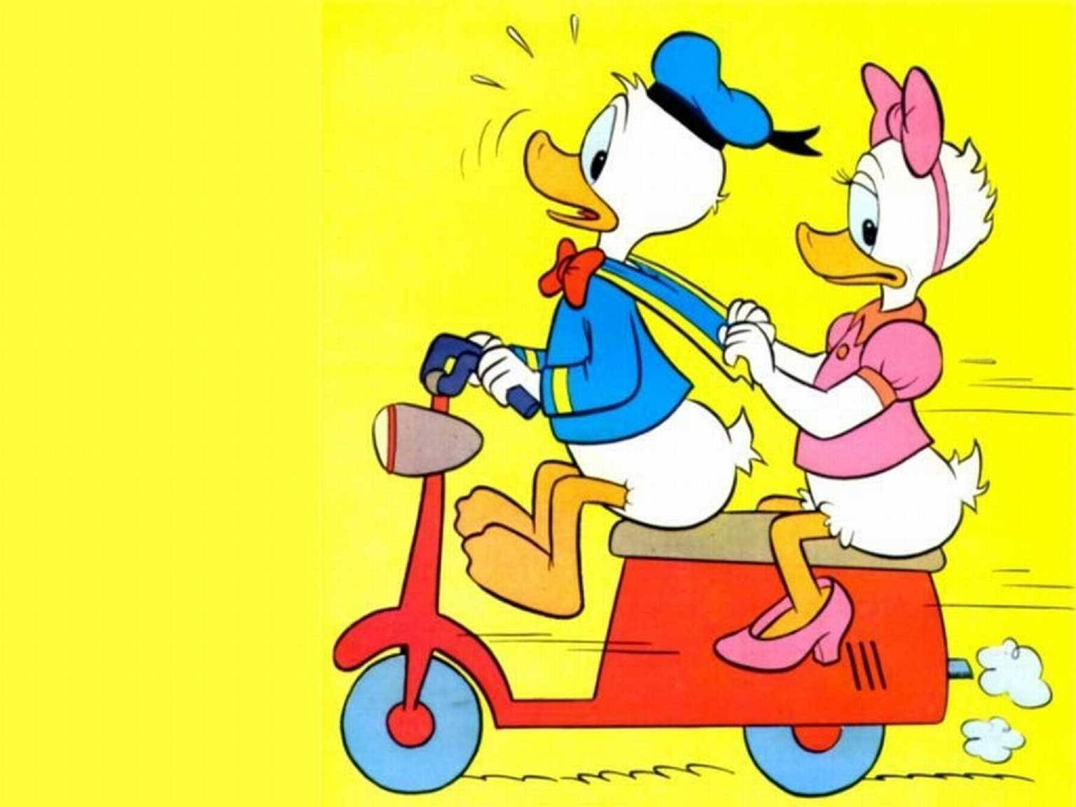 Daisy Duck Wallpaper