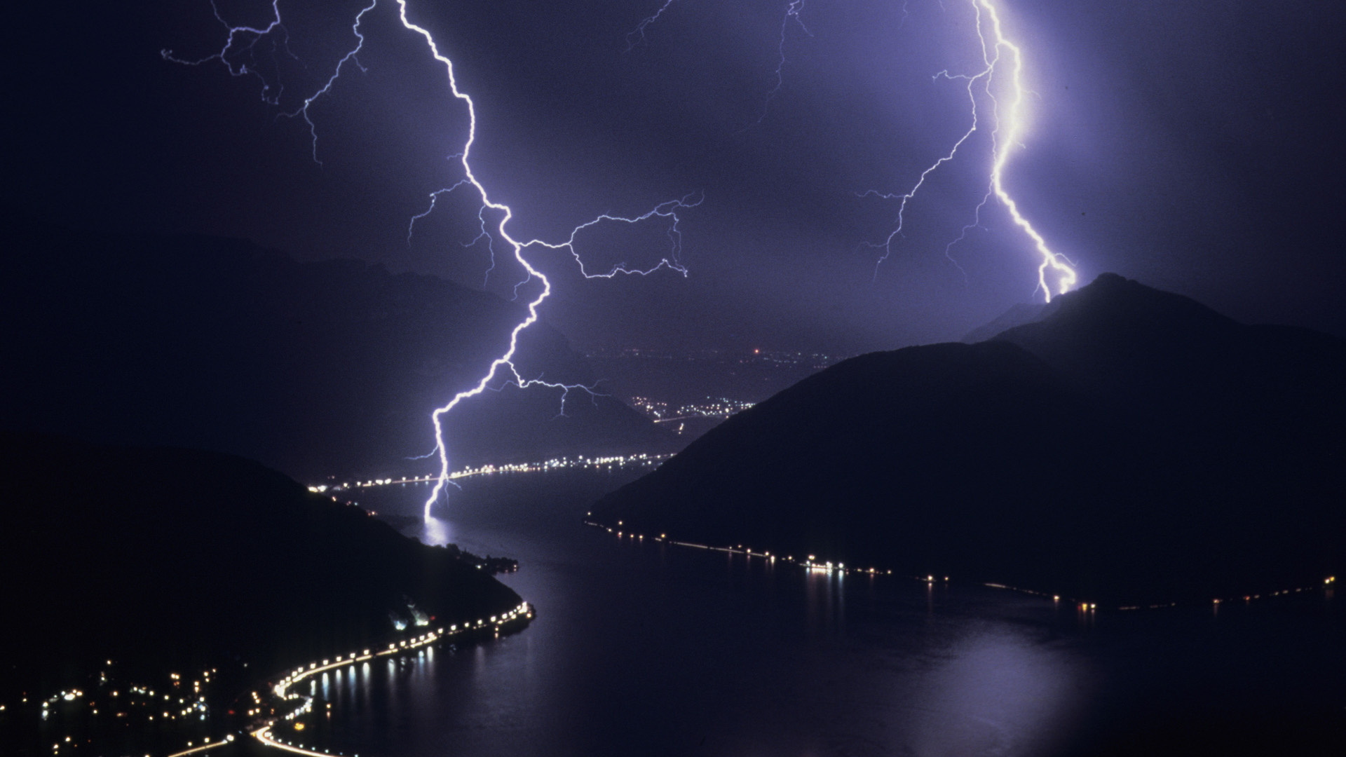 Lightning Computer Wallpaper Desktop Background Id