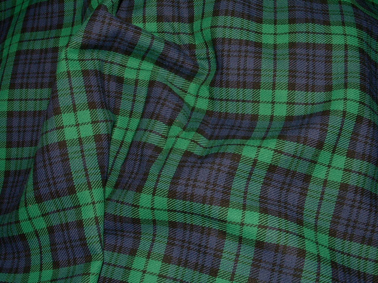 Displaying 20 Images For   Blue And Green Plaid
