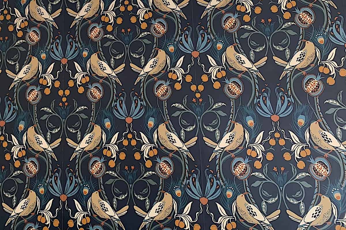 Dark Floral Wallpaper Styles