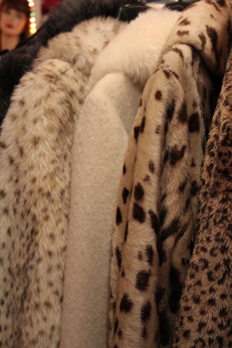 Cheetah Print Aesthetic Wallpaper