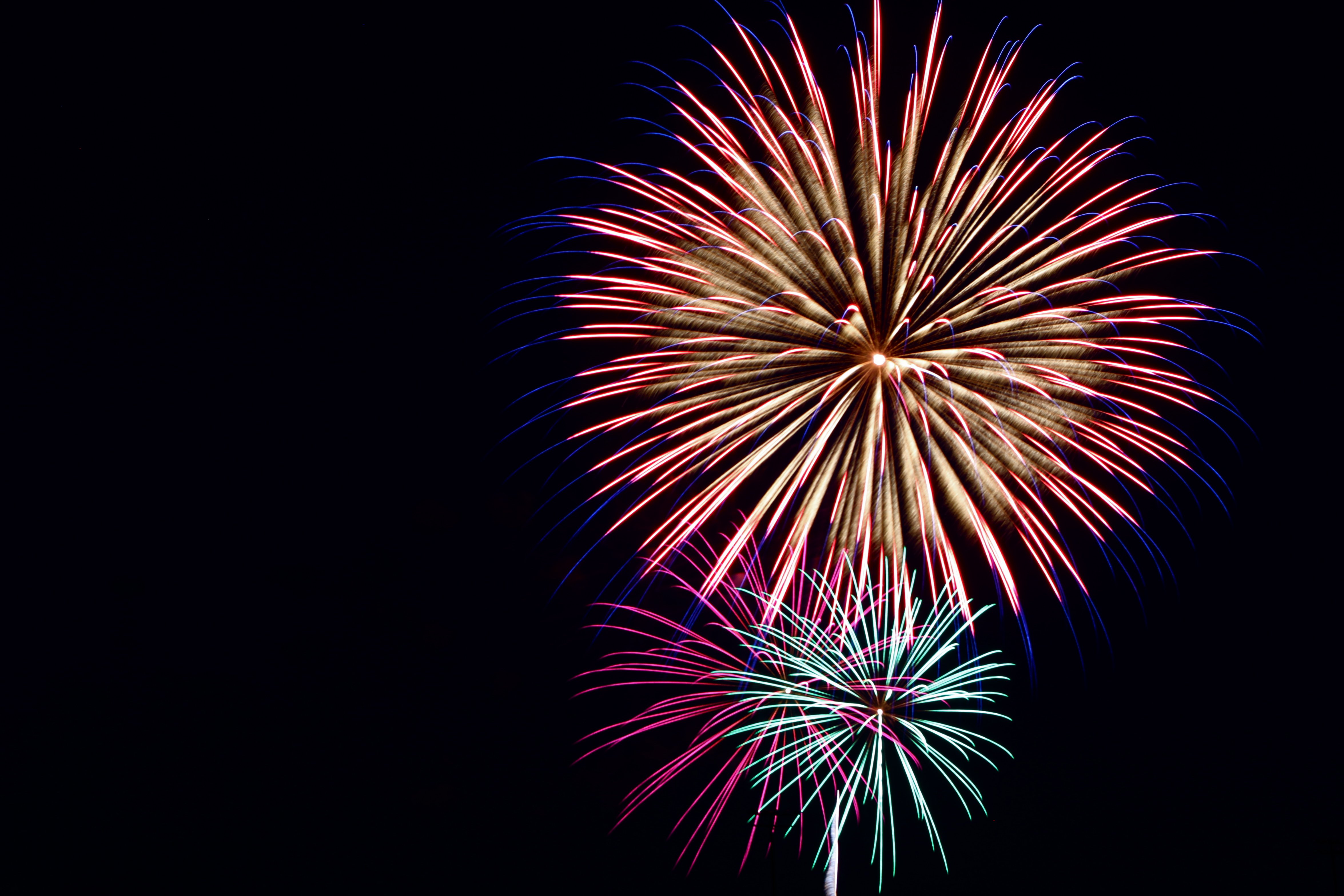 HD Wallpaper Of Fireworks To Celebrate The New Year