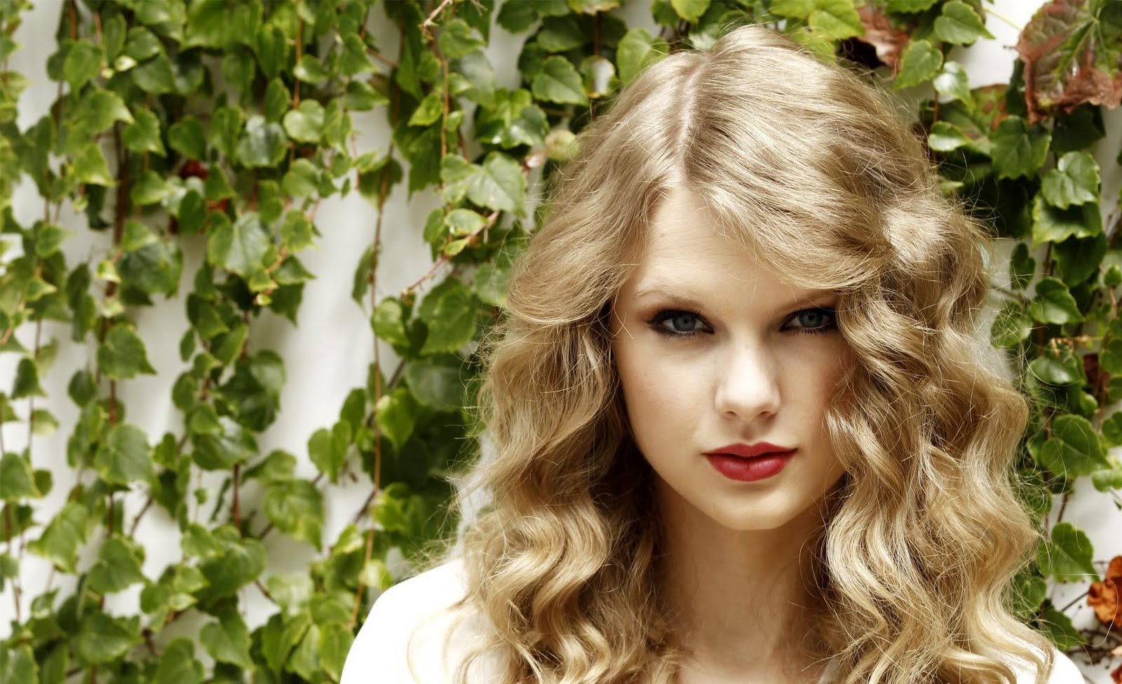 Teen Singer Taylor Swift Desktop Wallpaper Taste