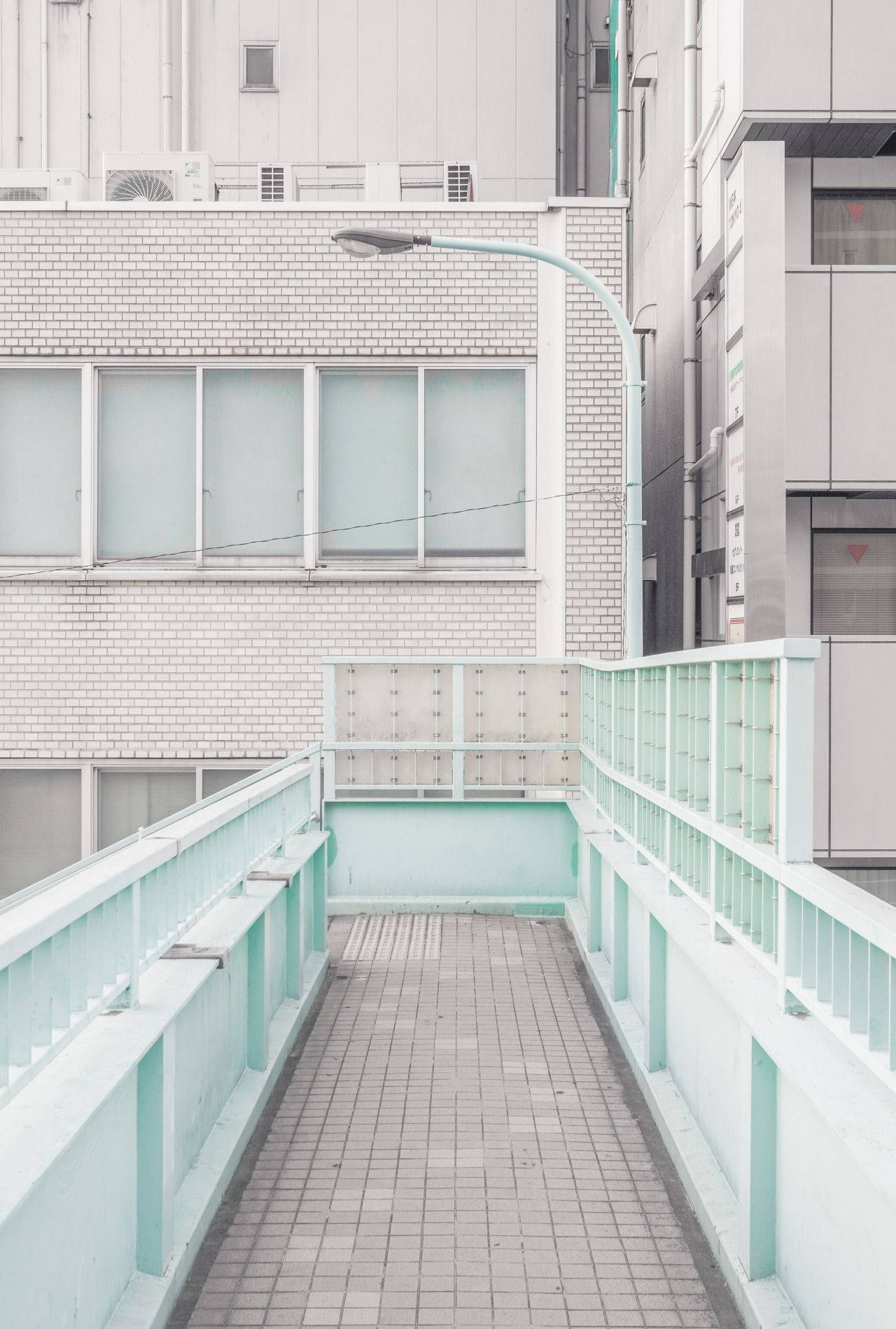 White Aesthetic Wallpaper