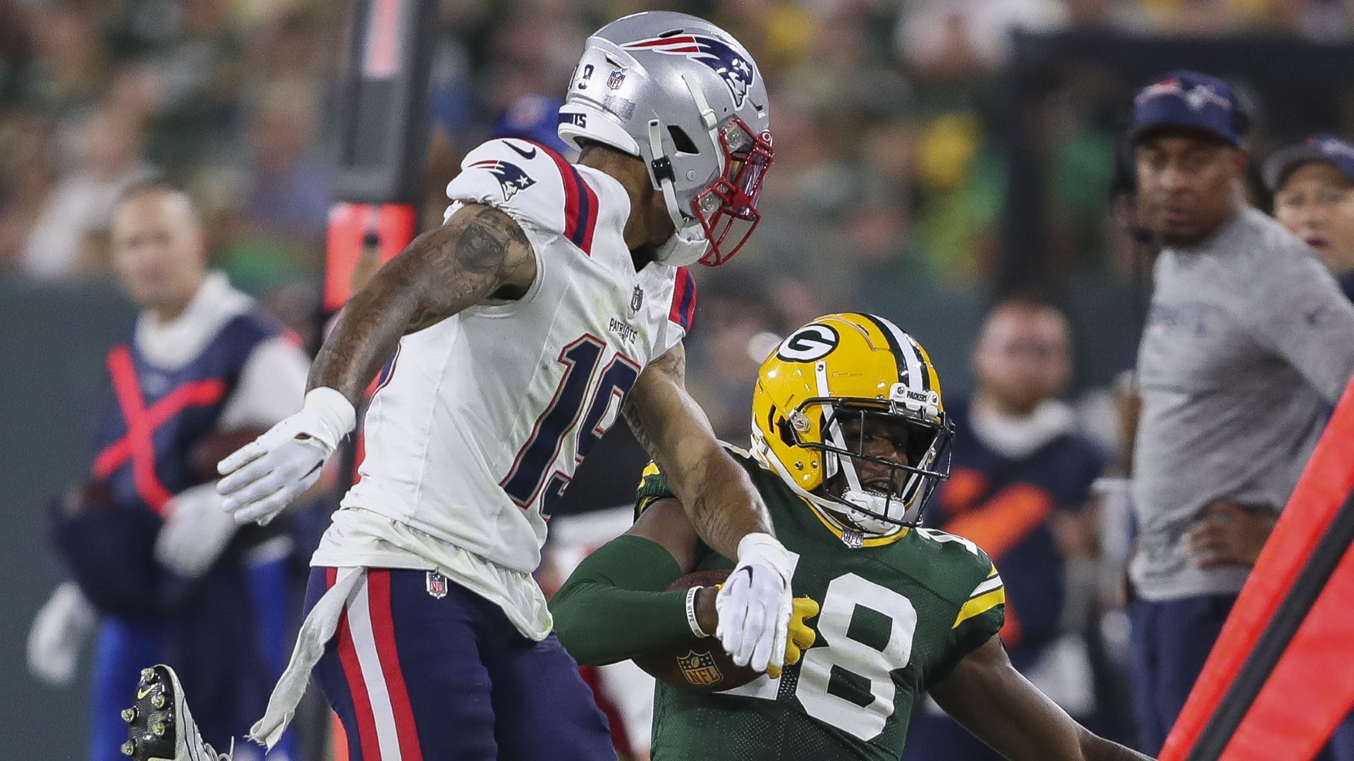 Christian Gonzalez Draws Strong Re From Patriots Legend Wallpaper