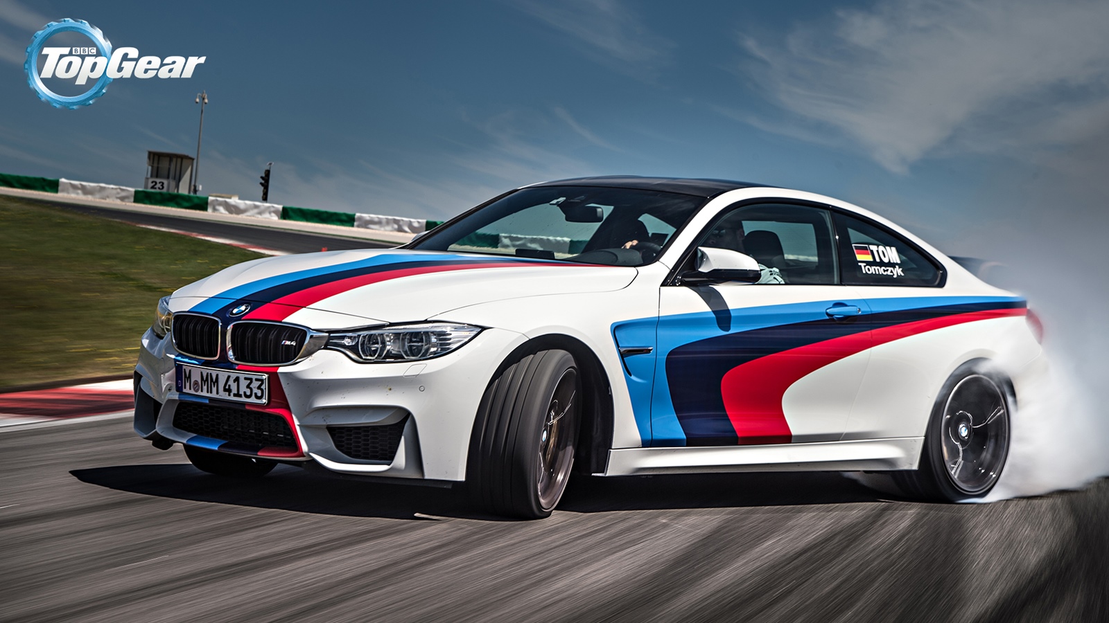 BMW M4 Drifting Wallpapers   Town Country BMW