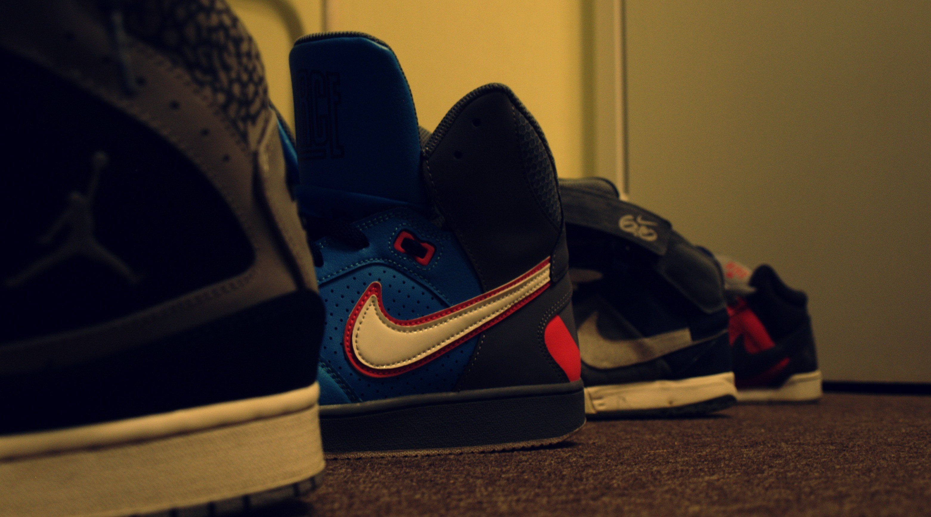 Nike Air Jordan Sneakers Wallpaper HD