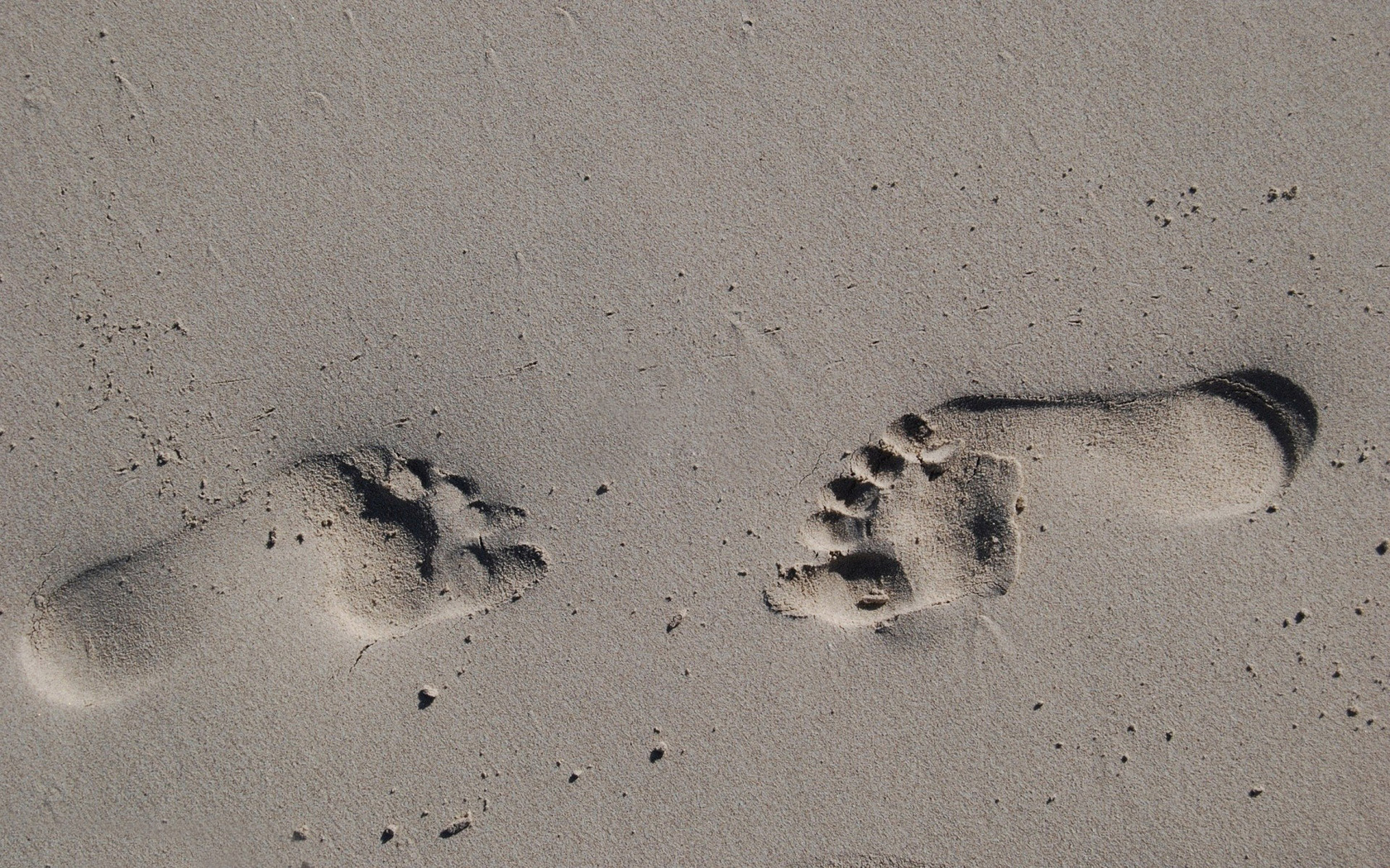 Footprints in the sand wallpaper 11674