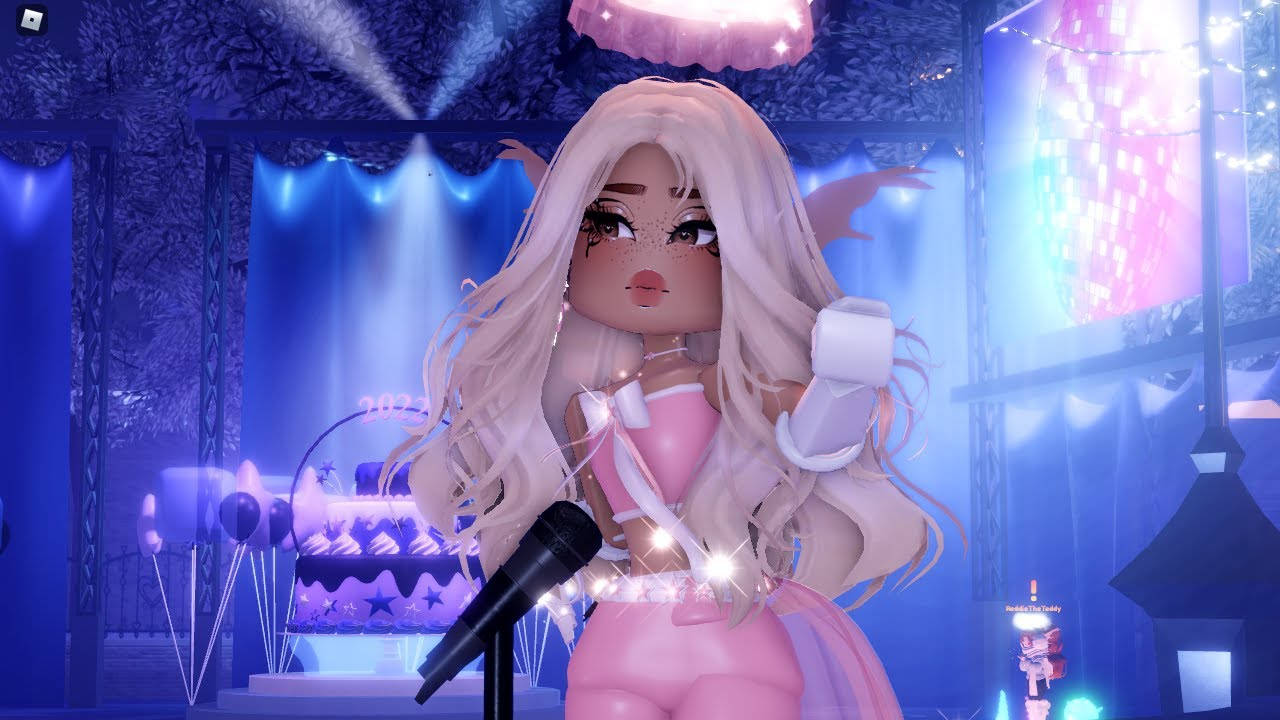 En Roblox Royale High X Wallpaper