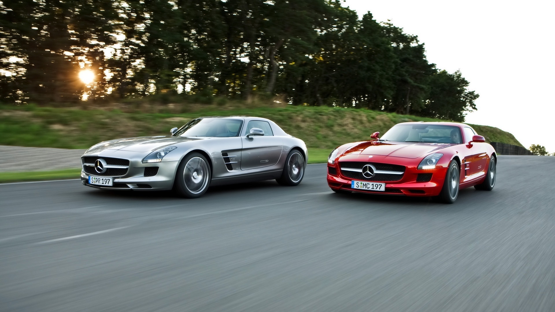 Mercedes Benz SLS AMG Duo 2010 for 1920 x 1080 HDTV 1080p resolution 1920x1080