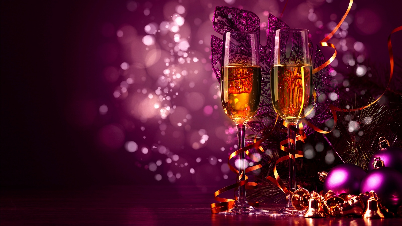 Champagne At New Year Party Wallpaper