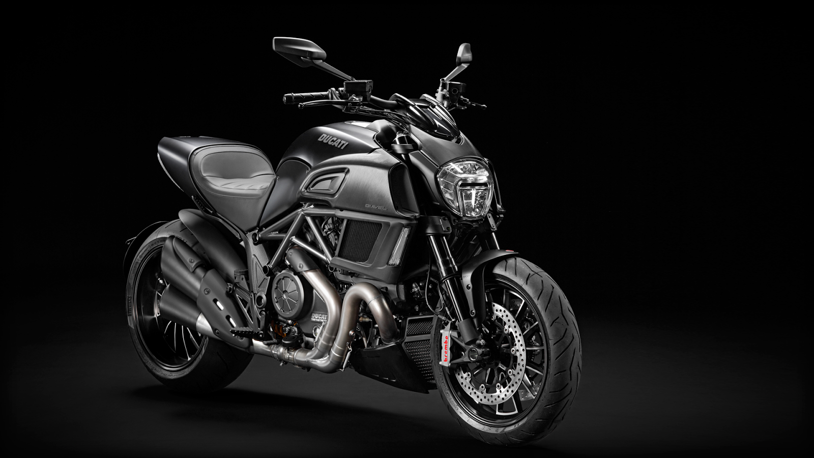 The Amazing Performance Ducati Diavel 2014 Wallpapers HD 1600x900