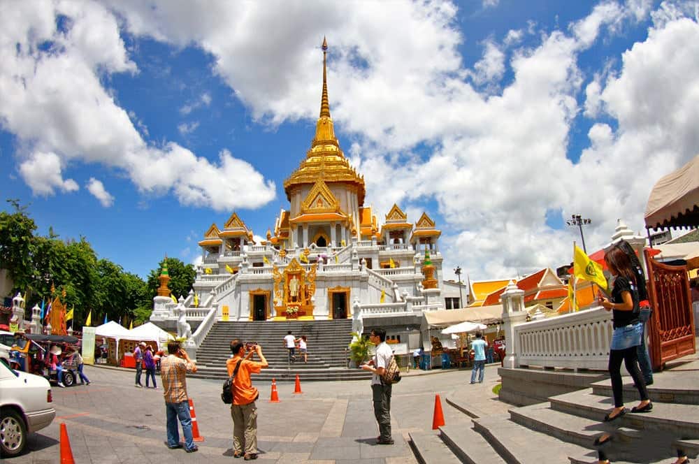 Wat Traimit In Bangkok Temple Of Golden Buddha Chinatown
