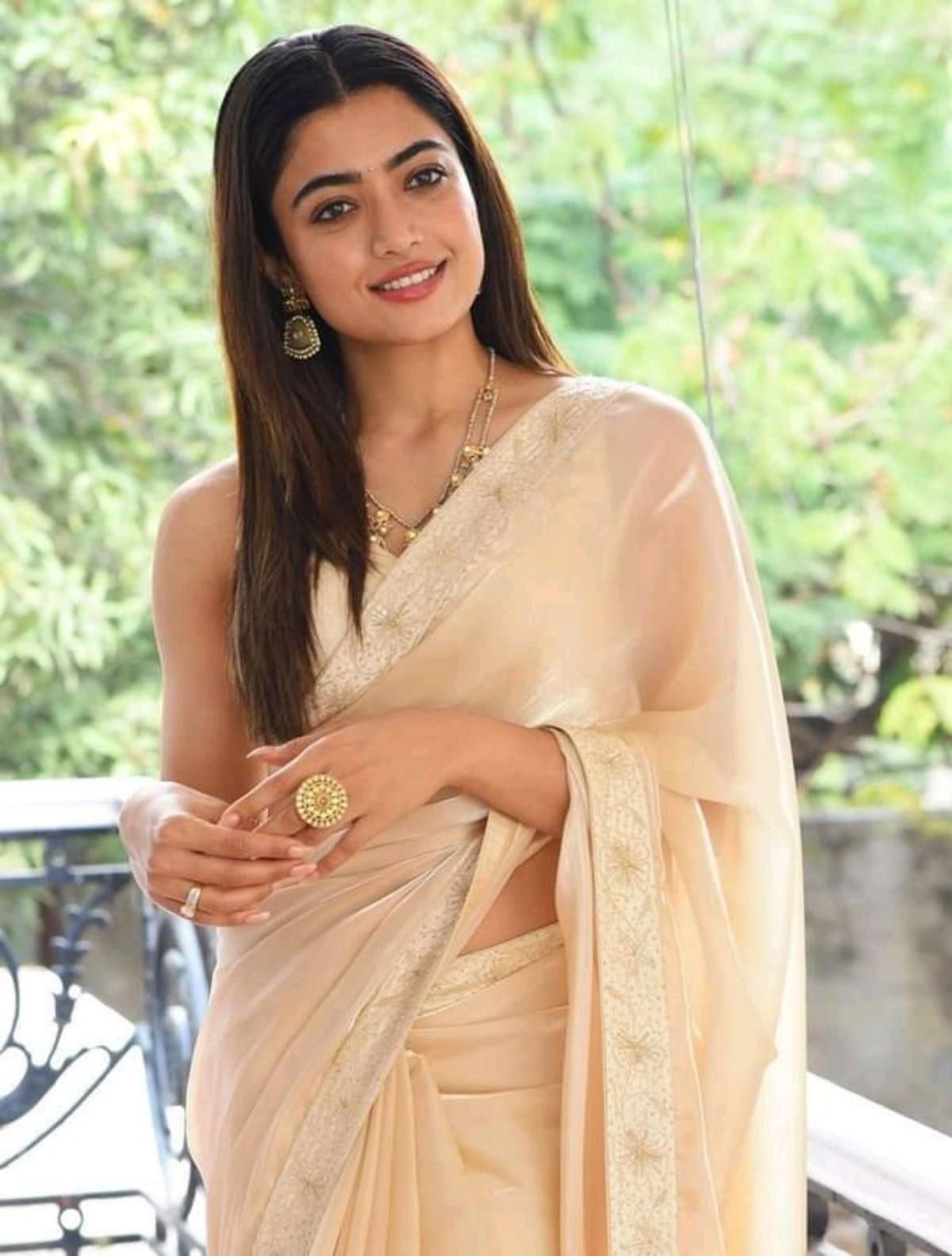 Rashmika Mandanna HD Desktop Wallpaper For 4k Ultra Artofit