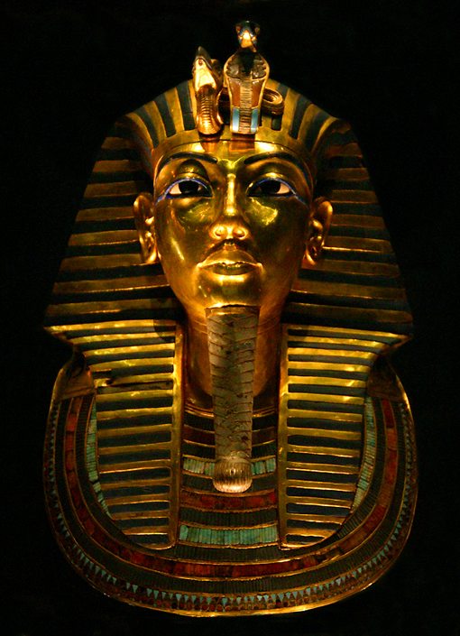 Tutankhamun S Death Mask And Coffins