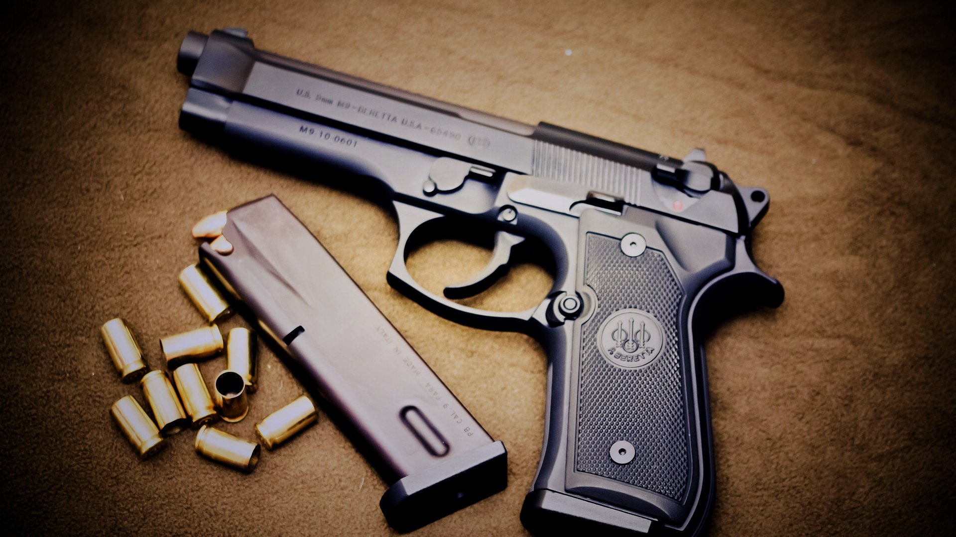 Beretta Wallpaper M9 Pistol