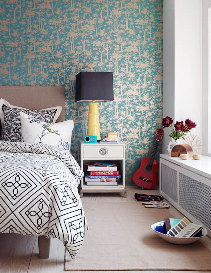Bedroom Design With Turquoise Blue Gold Metallic Wallpaper