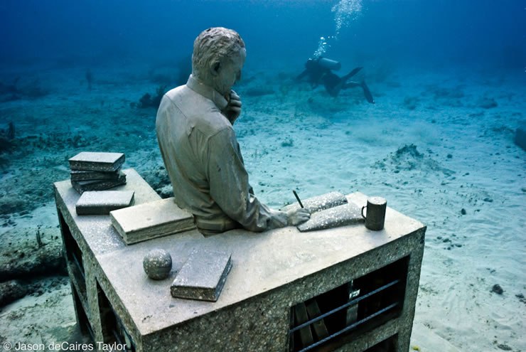 Astonishing Underwater Sculptures By Jason Decaires Taylor