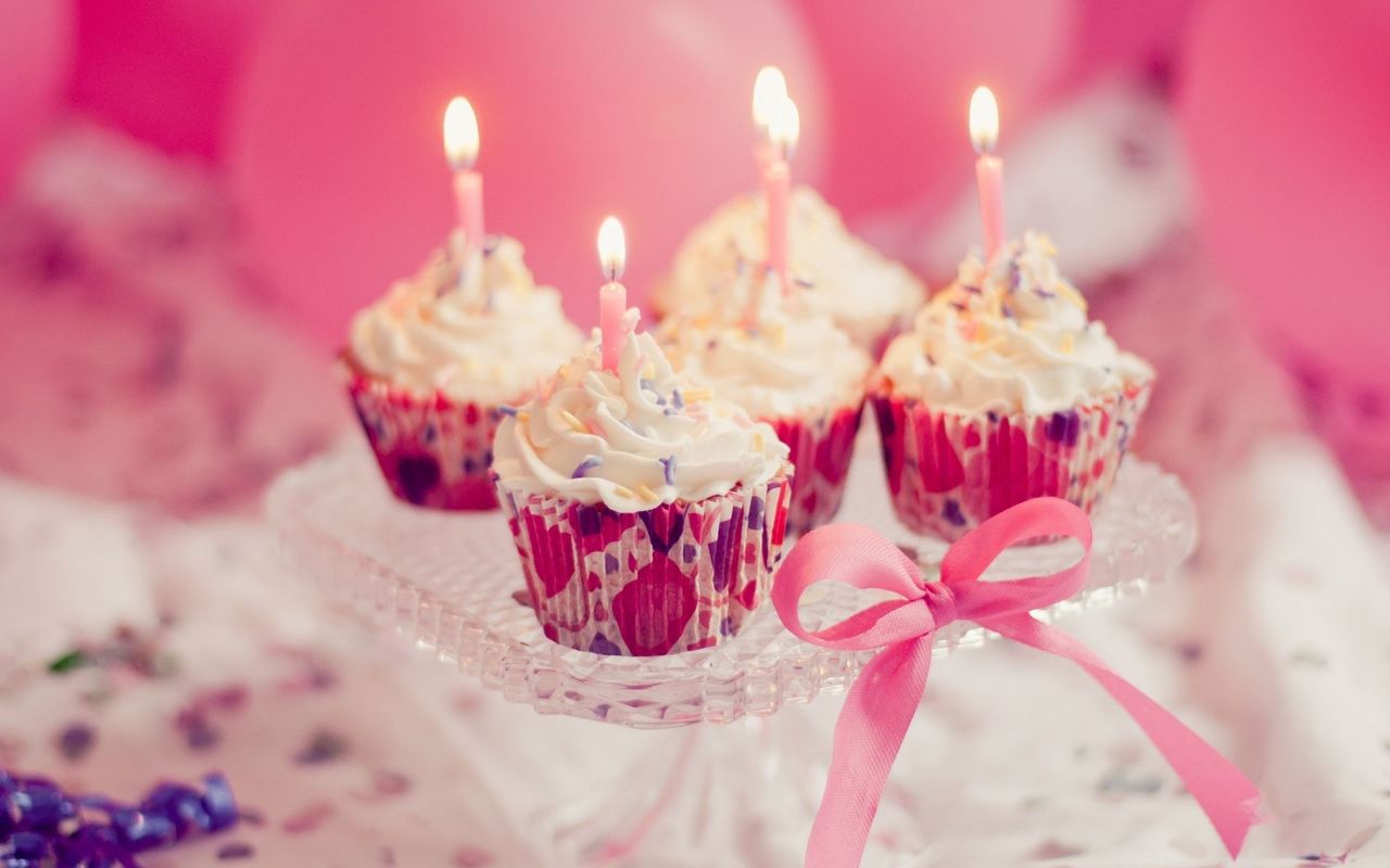 Cupcake - Birthday Cake And Cupcakes, HD Png Download - vhv