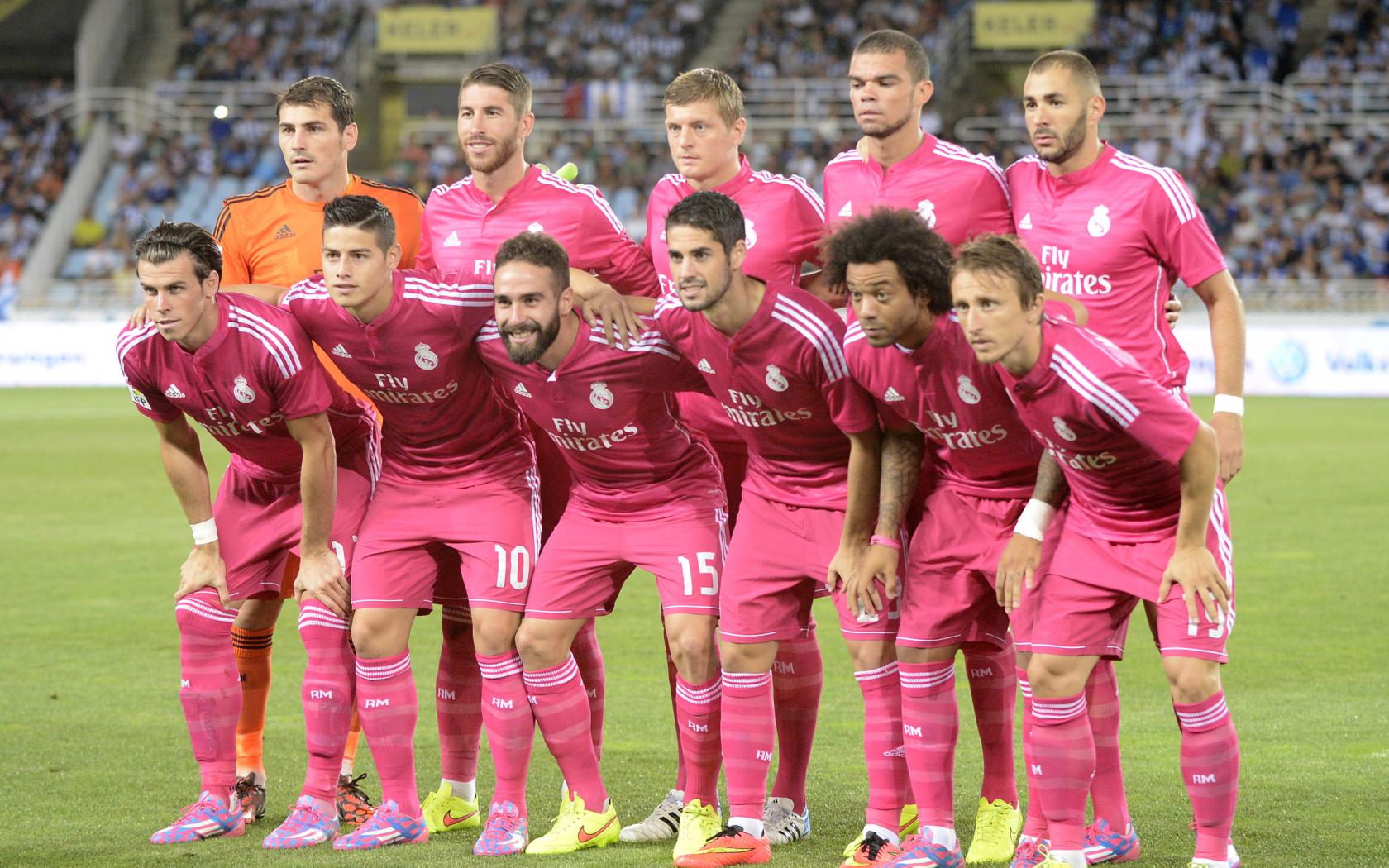 Real Madrid Pictures Squad Full Team Wallpaper In Pink Jersey