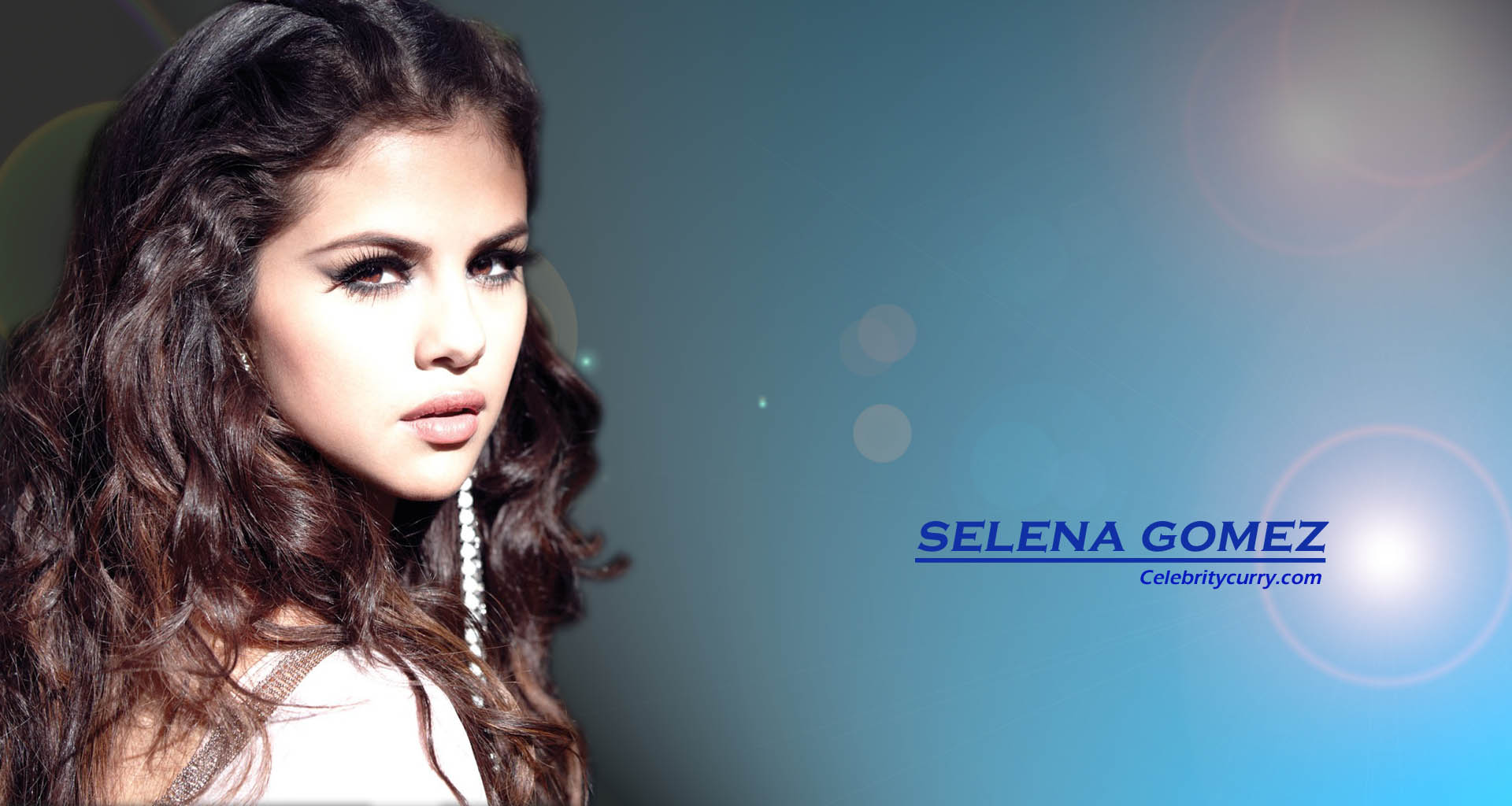Cute Singer Selena Gomez Wallpaper In High Definition