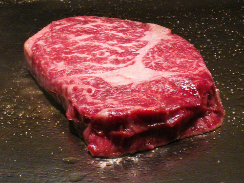 Kobe Wagyu Beef The Mother Of All Steaks Sakura Berl