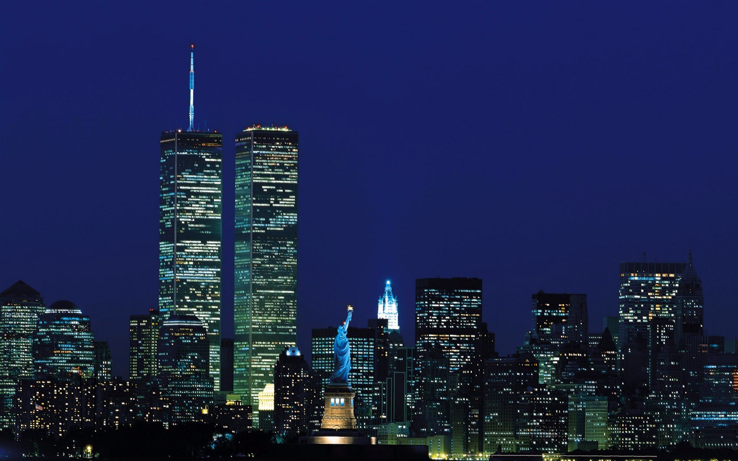 Twin Towers Wallpaper Landscape V3 Site