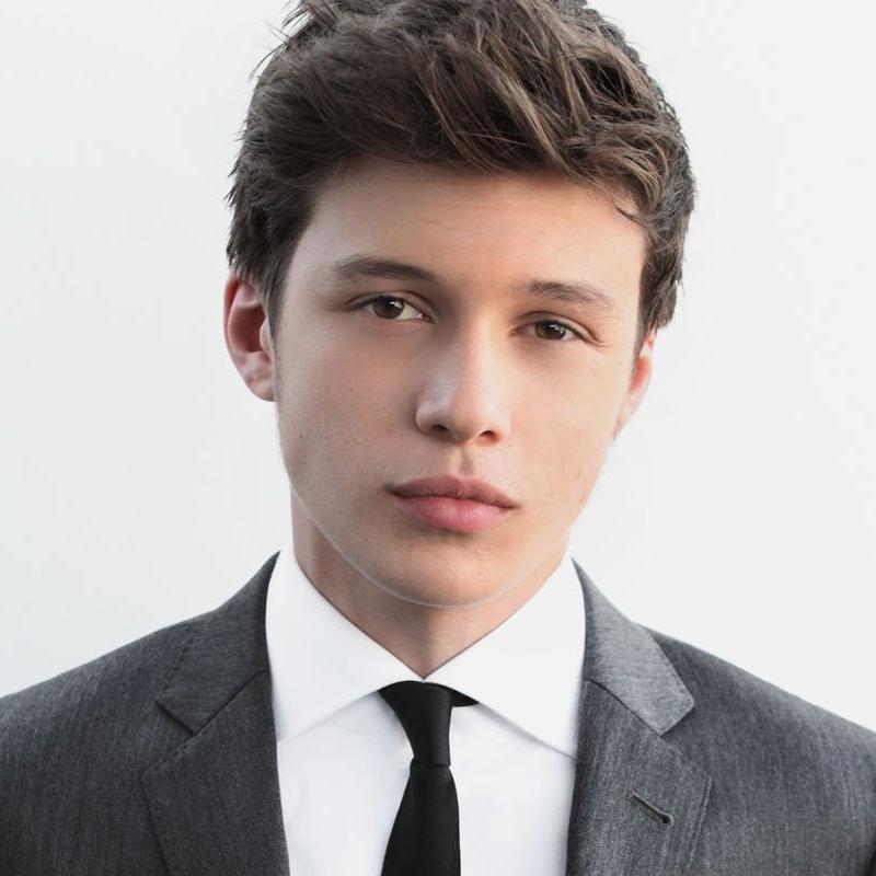Nick Robinson Photos Pictures Stills Image Wallpaper Gallery
