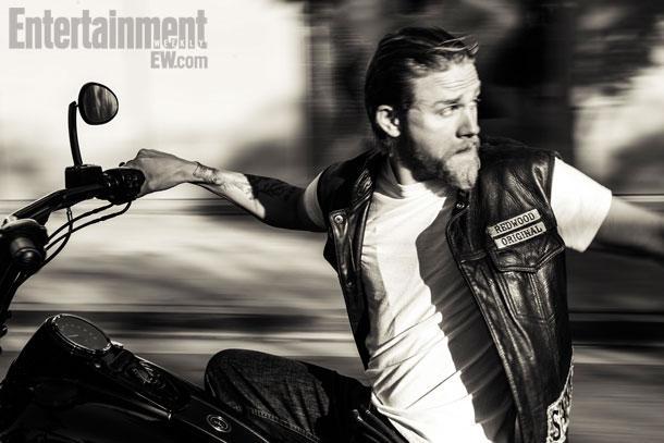 Charlie Hunnam Entertainment Weekly Photoshoot Sons Of Anarchy