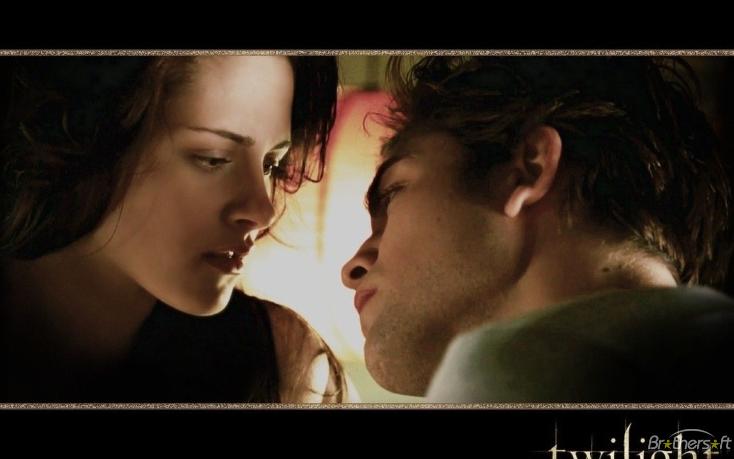 Find more Download twilight kiss wallpaper twilight kiss wallpaper. 