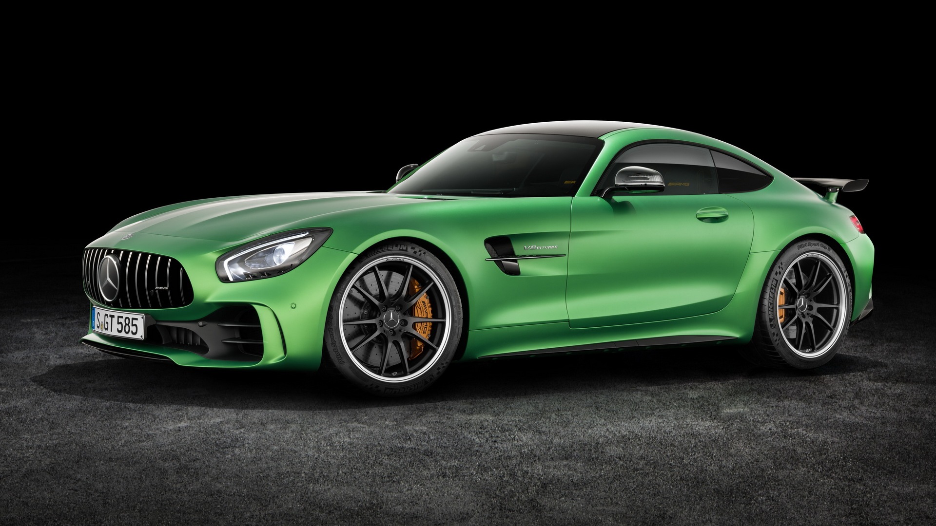 Mercedes Benz AMG GT R photos and wallpapers   tuningnewsnet