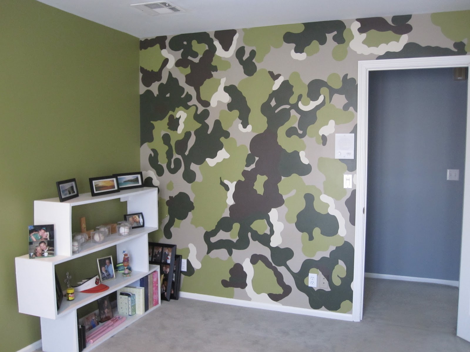 The camo wall colors didnt really go with the rest of the house so we 1600x1200