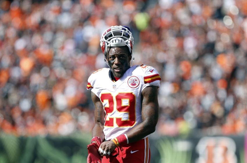 Eric Berry Made An Absurd Tackle On Sunday Video