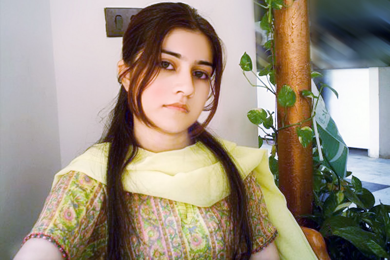 Beautiful girl in pakistan peshawar