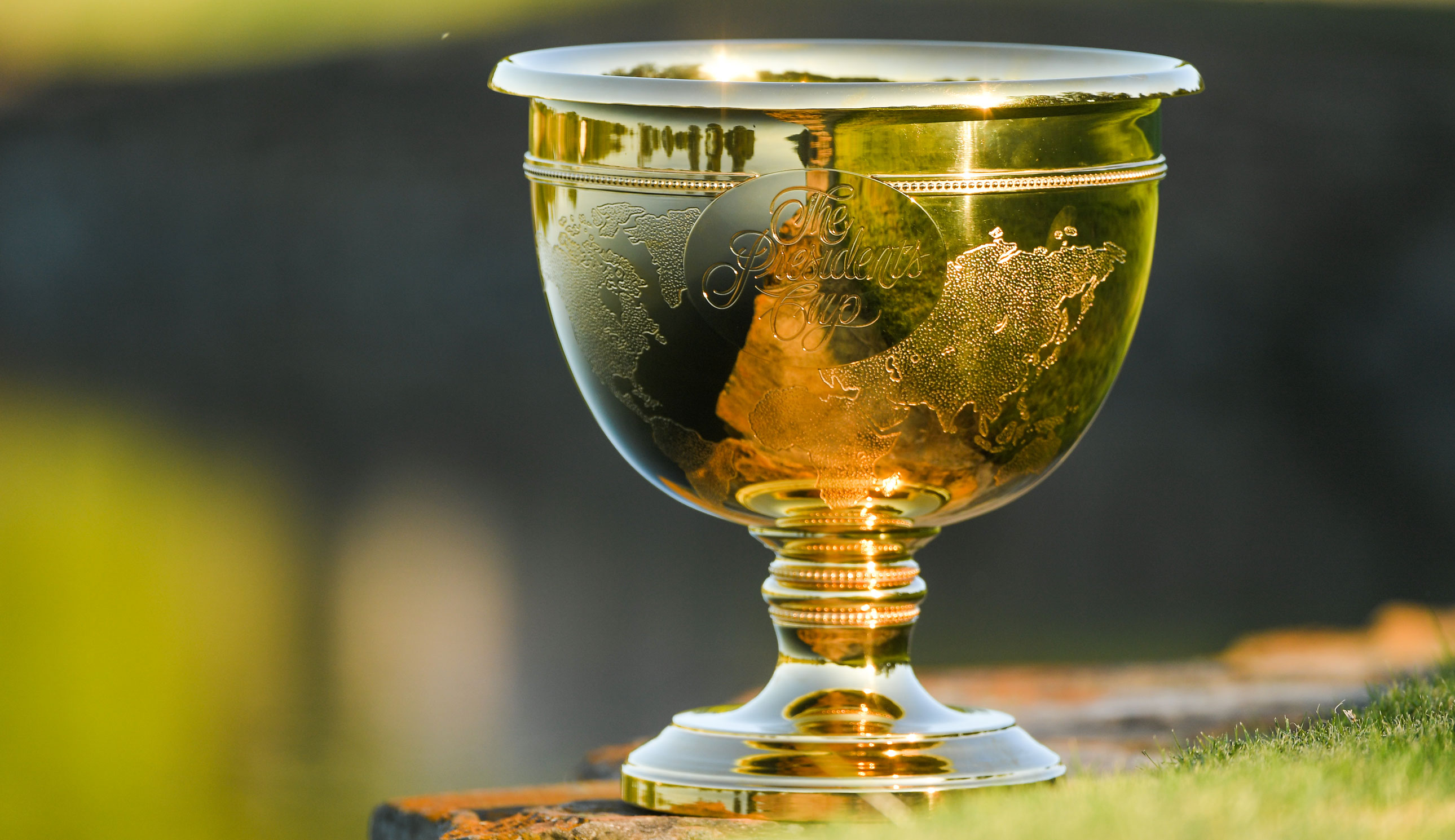 Best Trophies In Golf Wallpaper