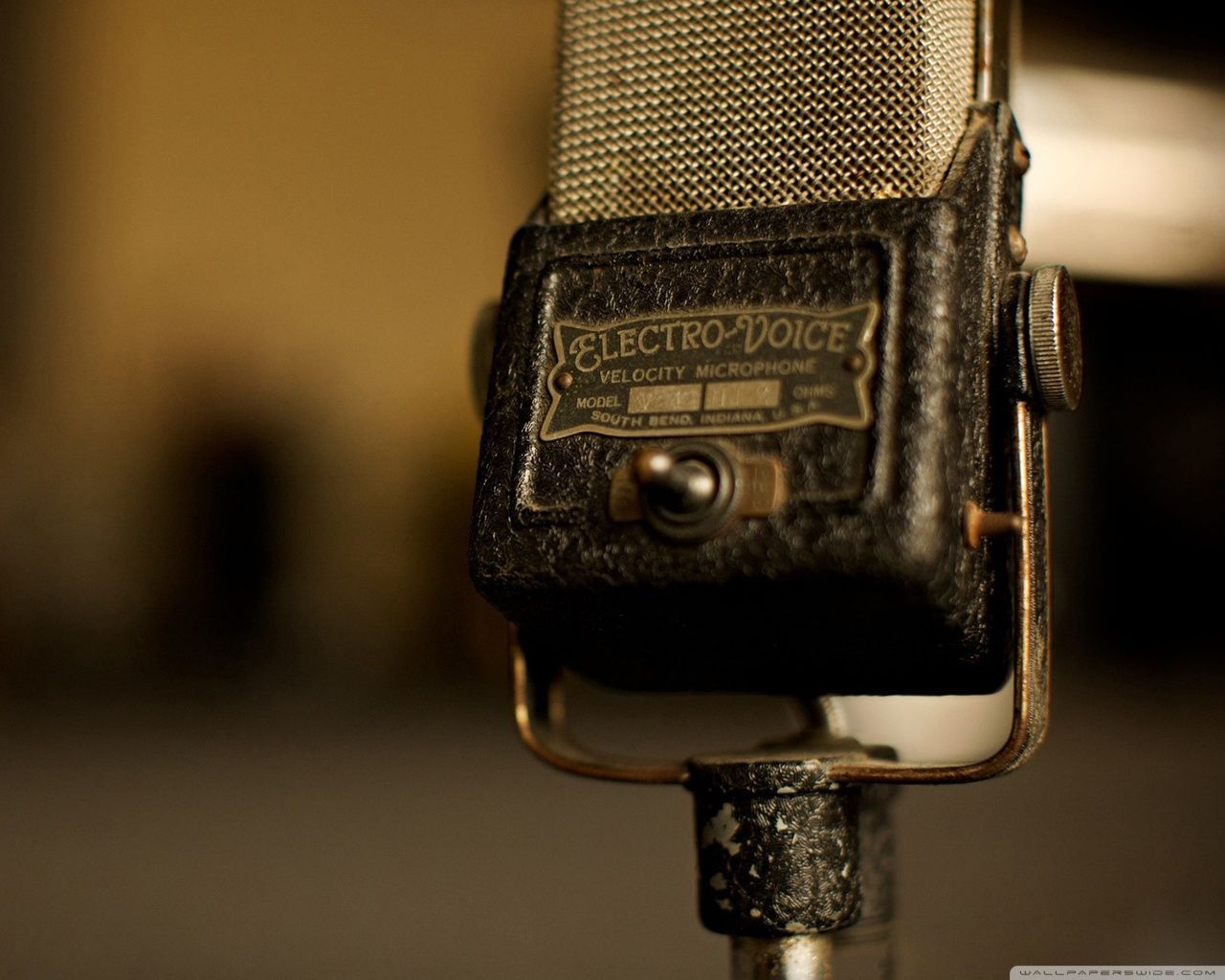 Music Wallpaper Vintage Microphone