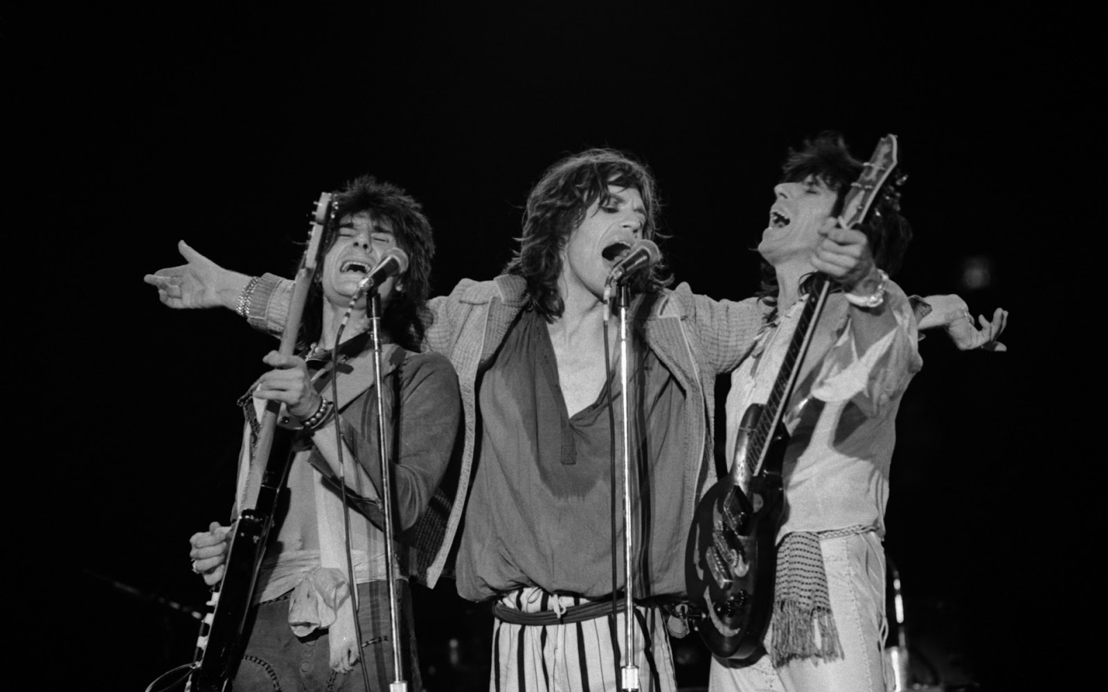 Novelties Mick Jagger Keith Richards And Ron Wood Wallpaper