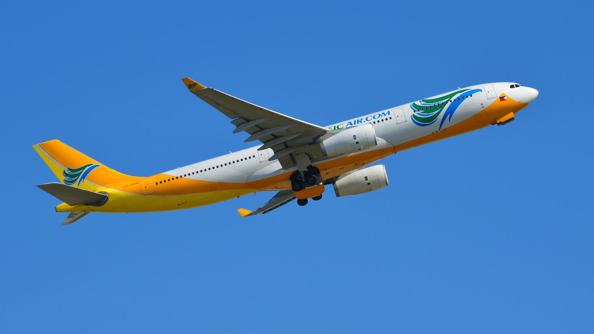 Airbus A330 Wallpaper And Background Image