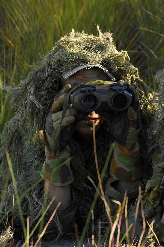 Wallpapers Download 640x960 snipers ghillie suit 2560x1713 wallpaper