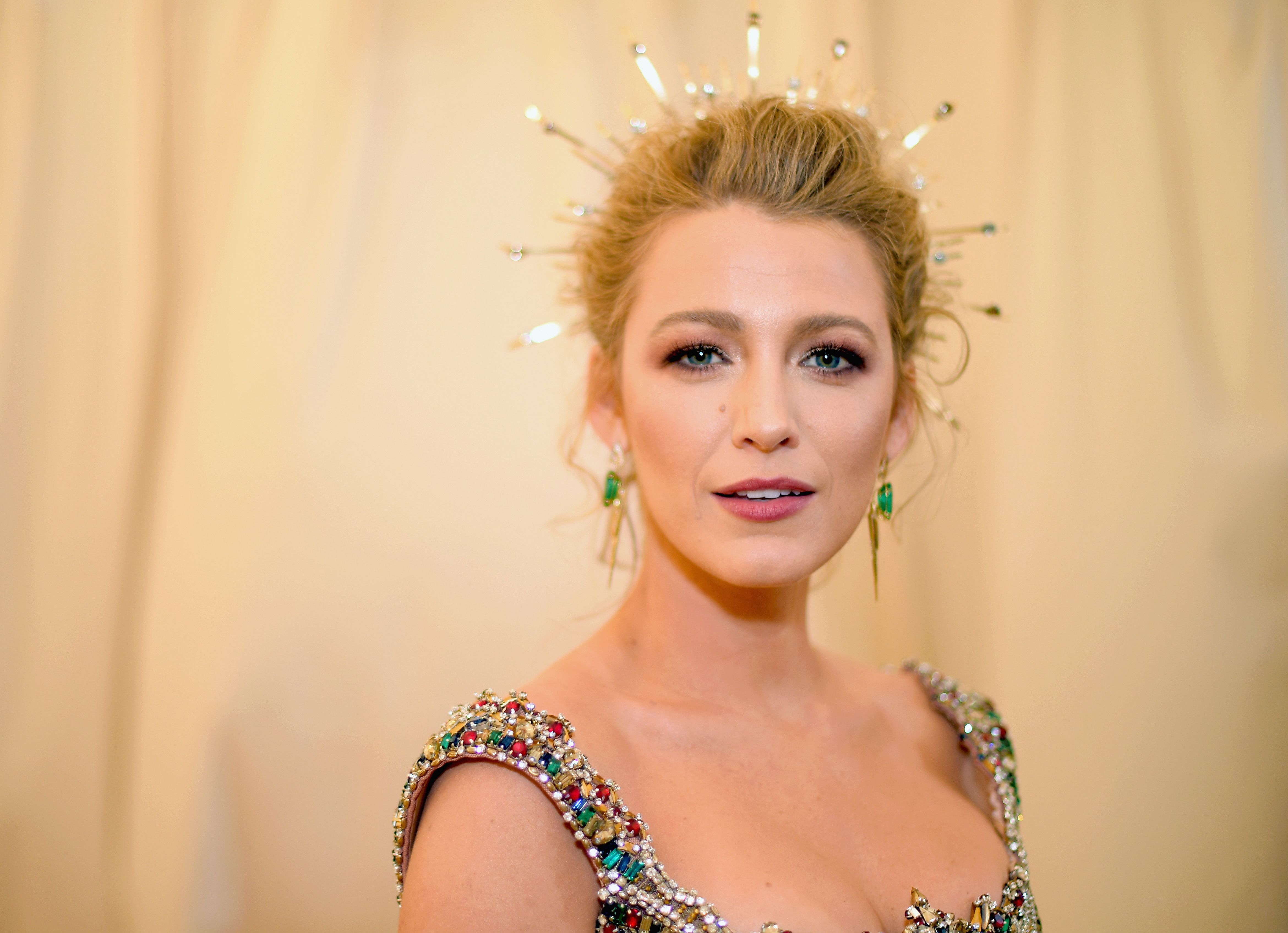 Blake Lively Attends Met Gala Without Ryan