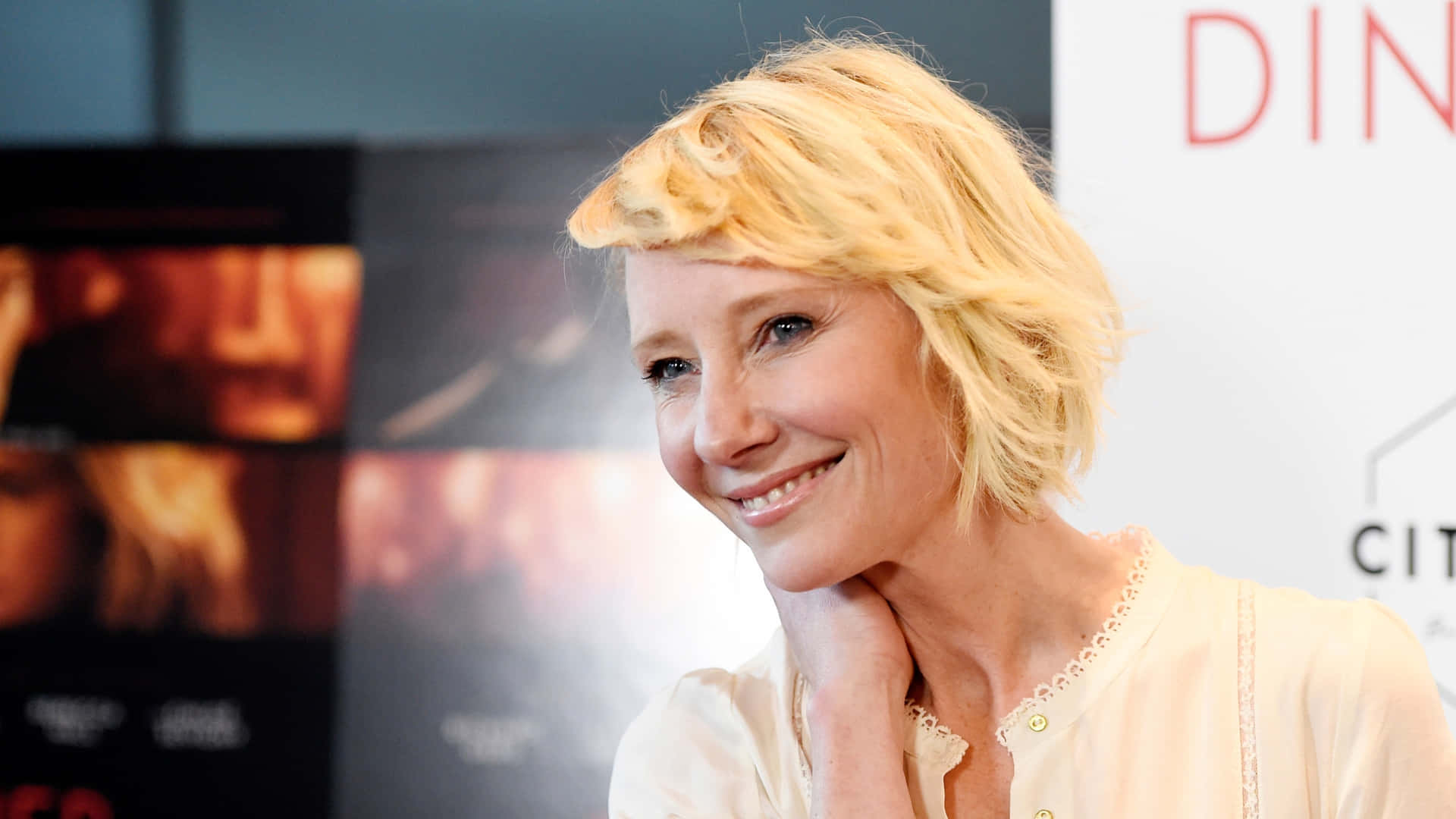 Anne Heche Movie Premiere Wallpaper