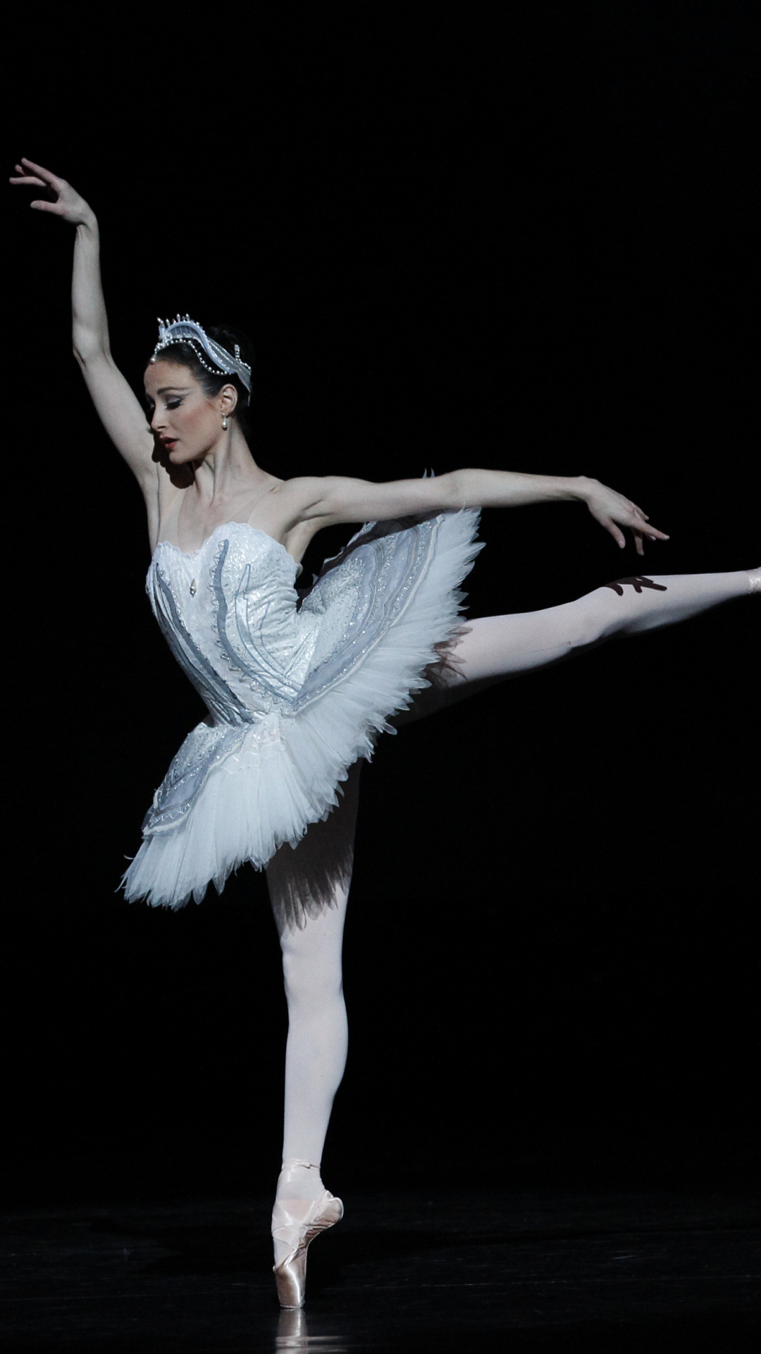 iPhone Full HD Ballerina Wallpaper