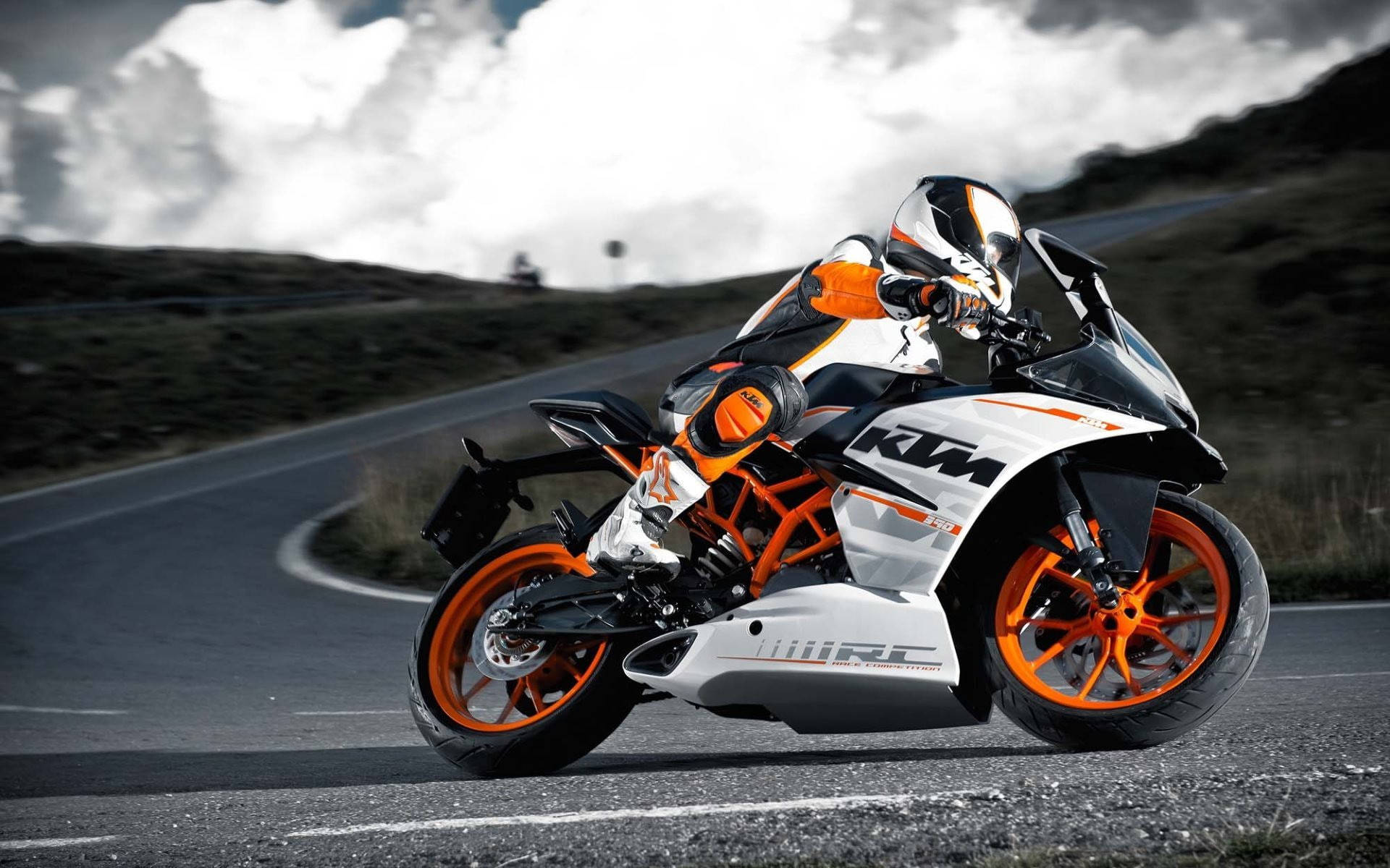 Ktm Bikes Wallpaper