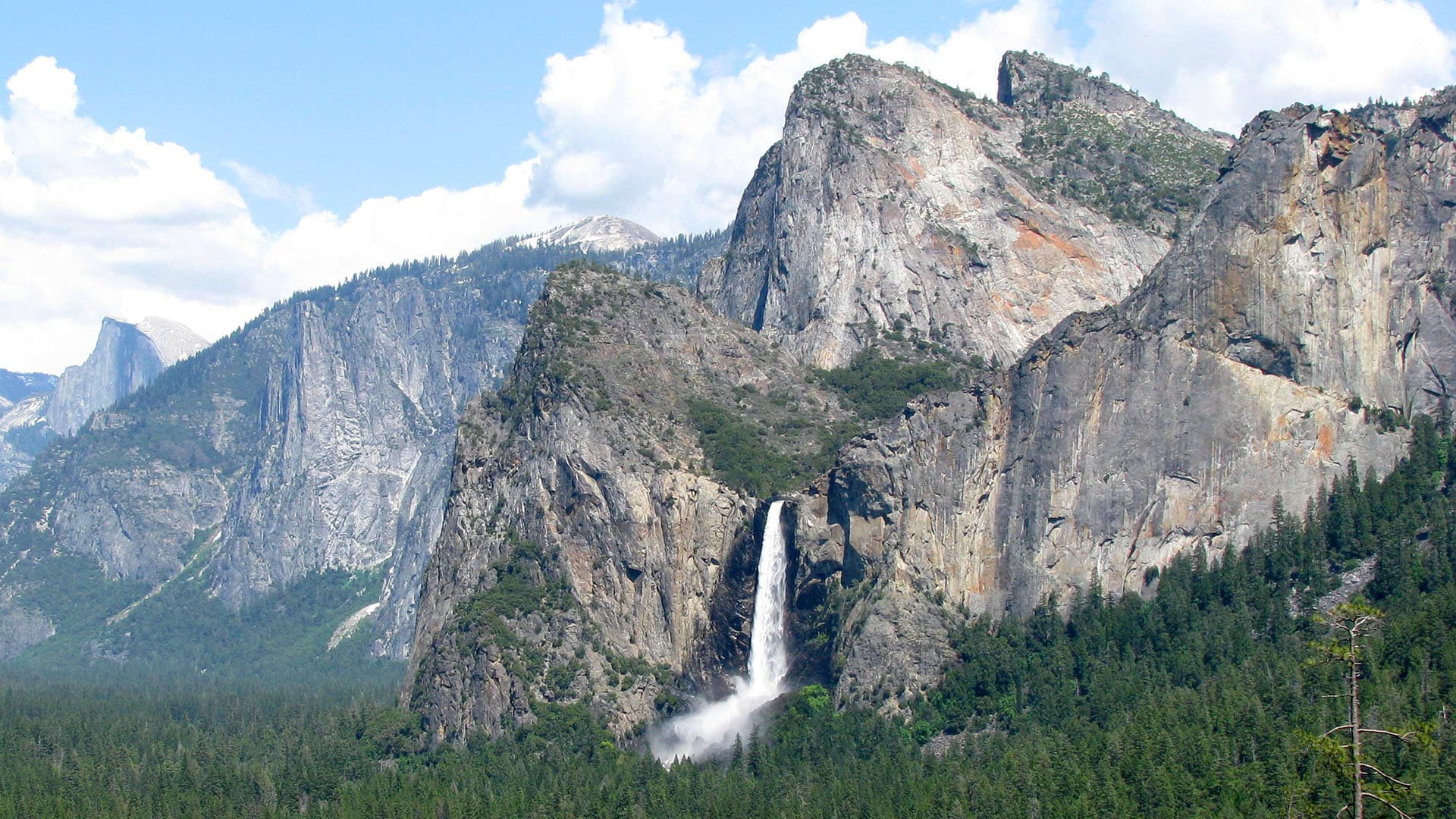 Celebrate The Seasons At Yosemite National Park Pursuits With