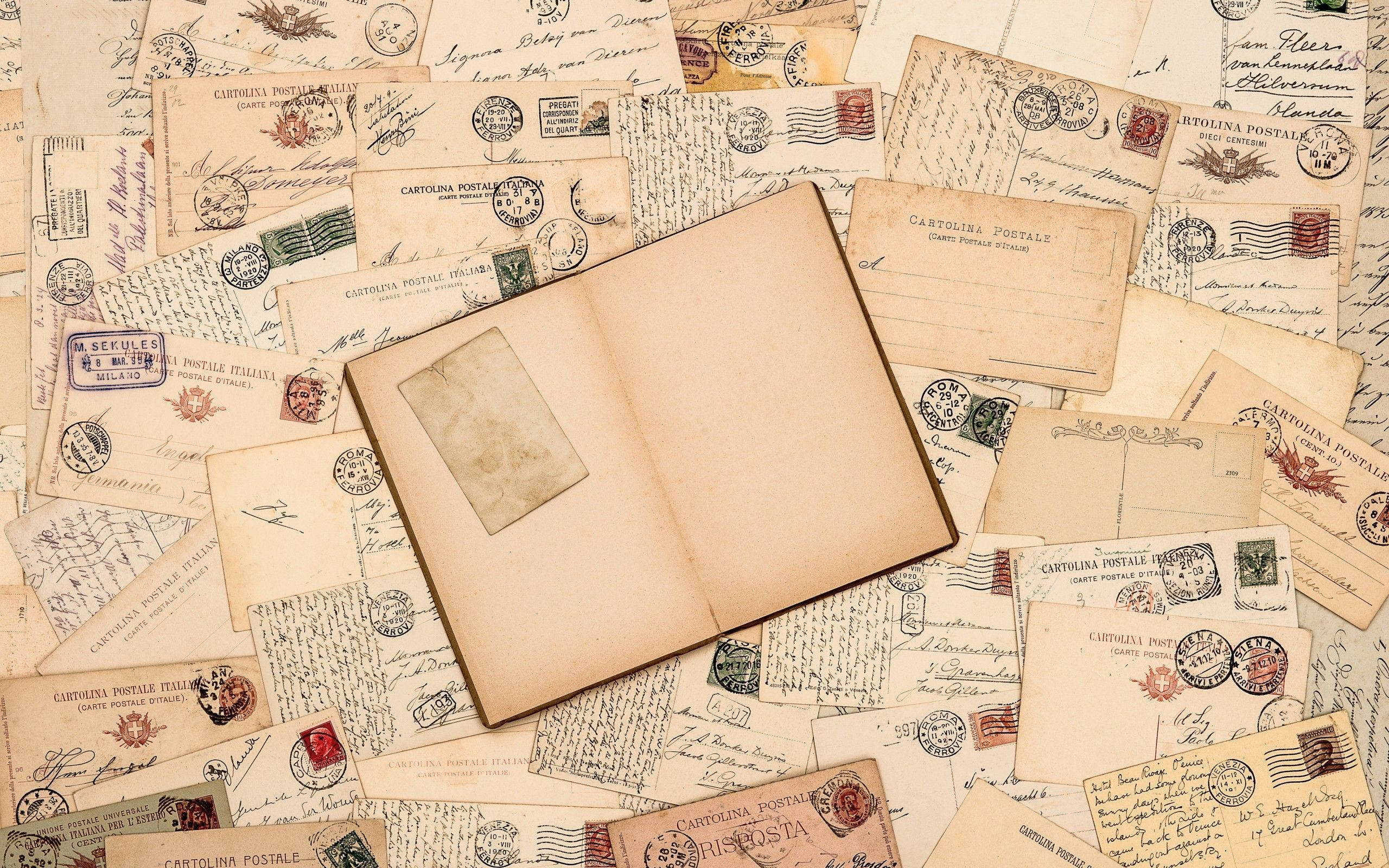 Rediscover The Cool Olden Days With Vintage Wallpaper