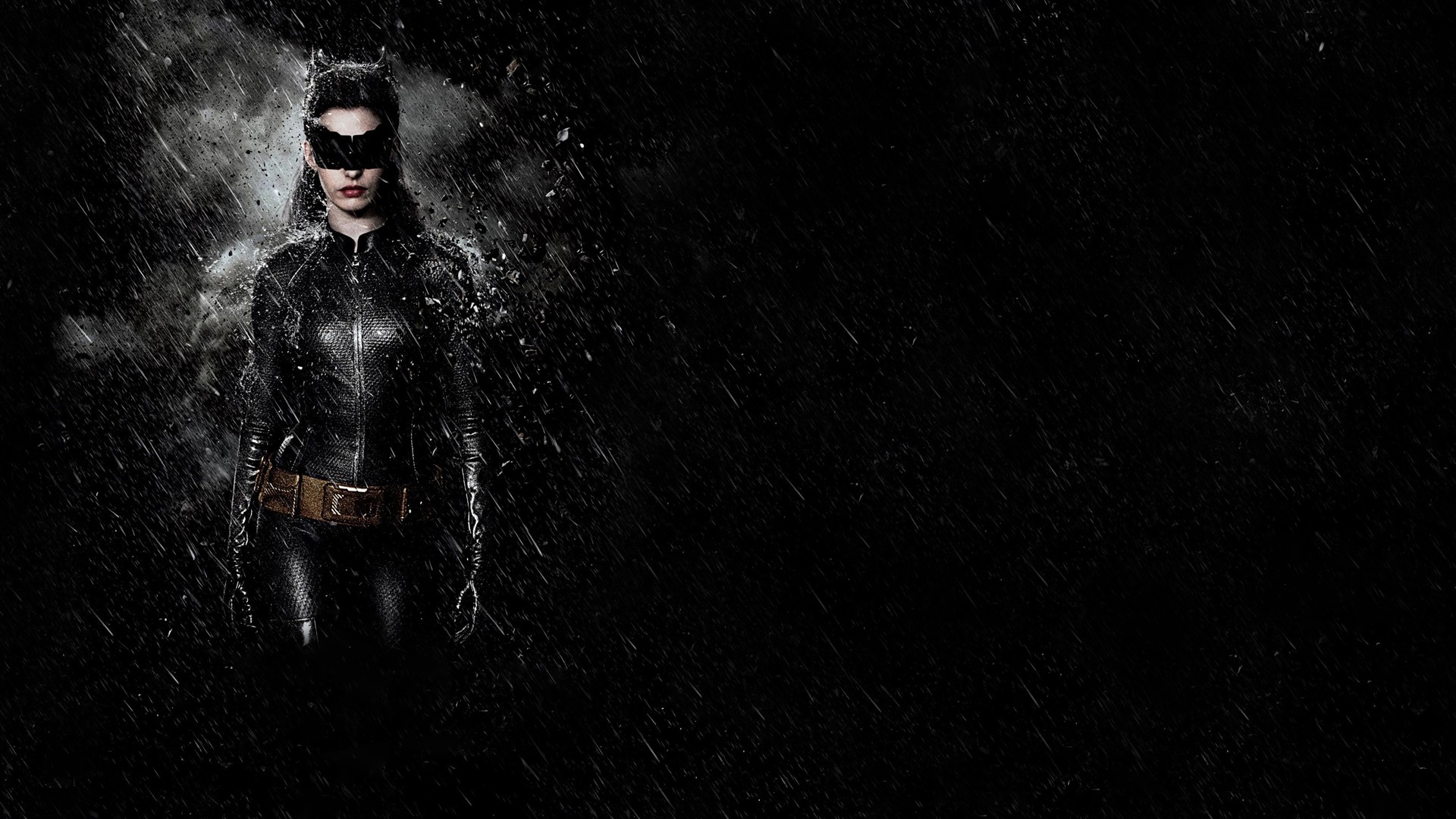 Dark Knight Rises Catwoman Wallpaper