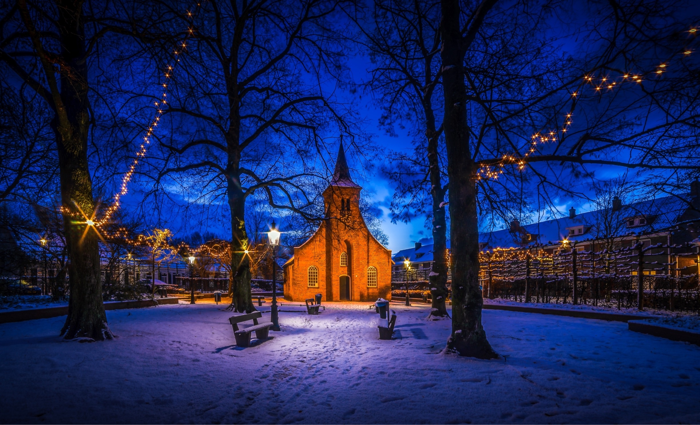 Visita Tilburg Wallpaper