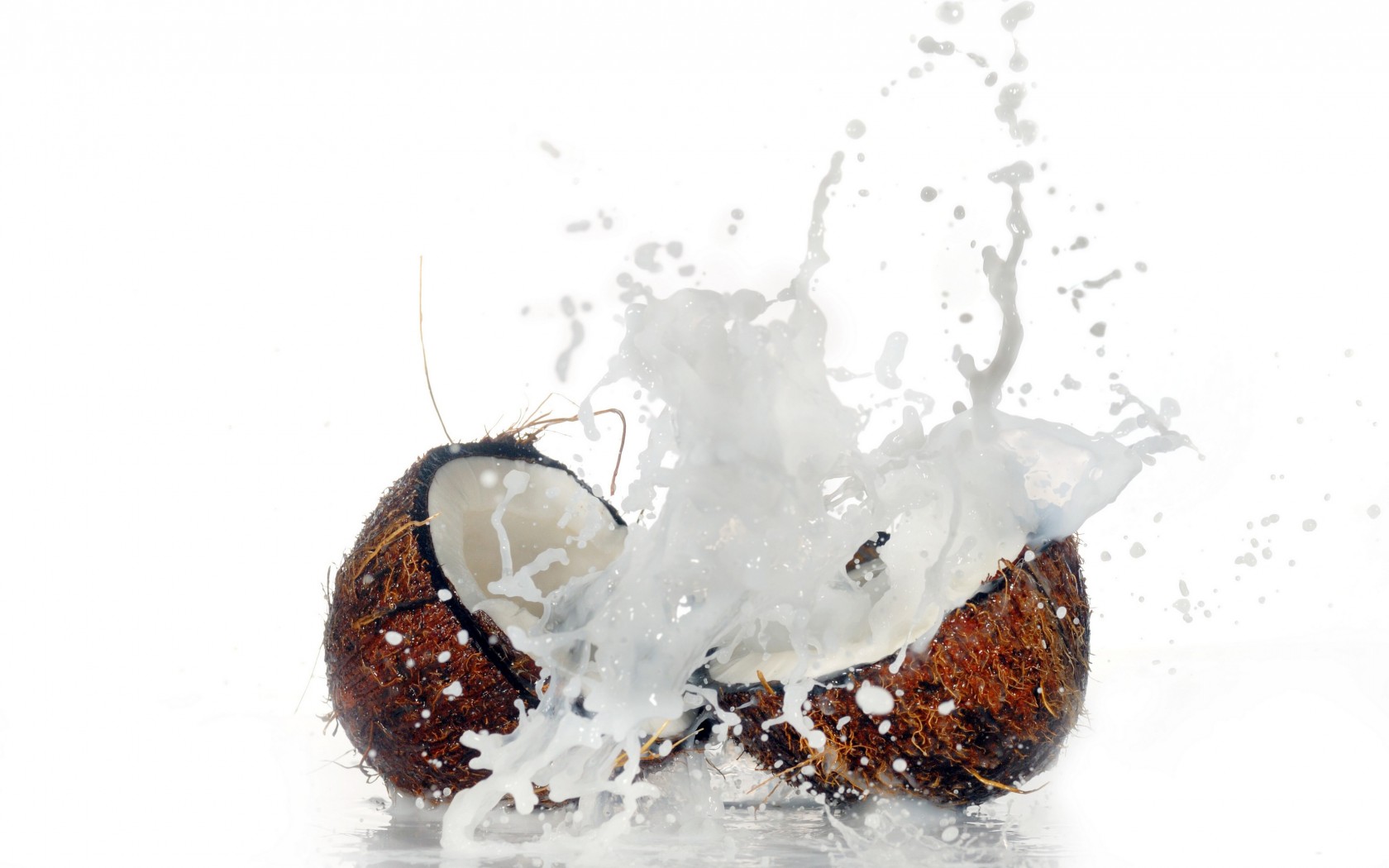 Coconut Water Crumble Splash Macro Photo Nuts HD Wallpaper