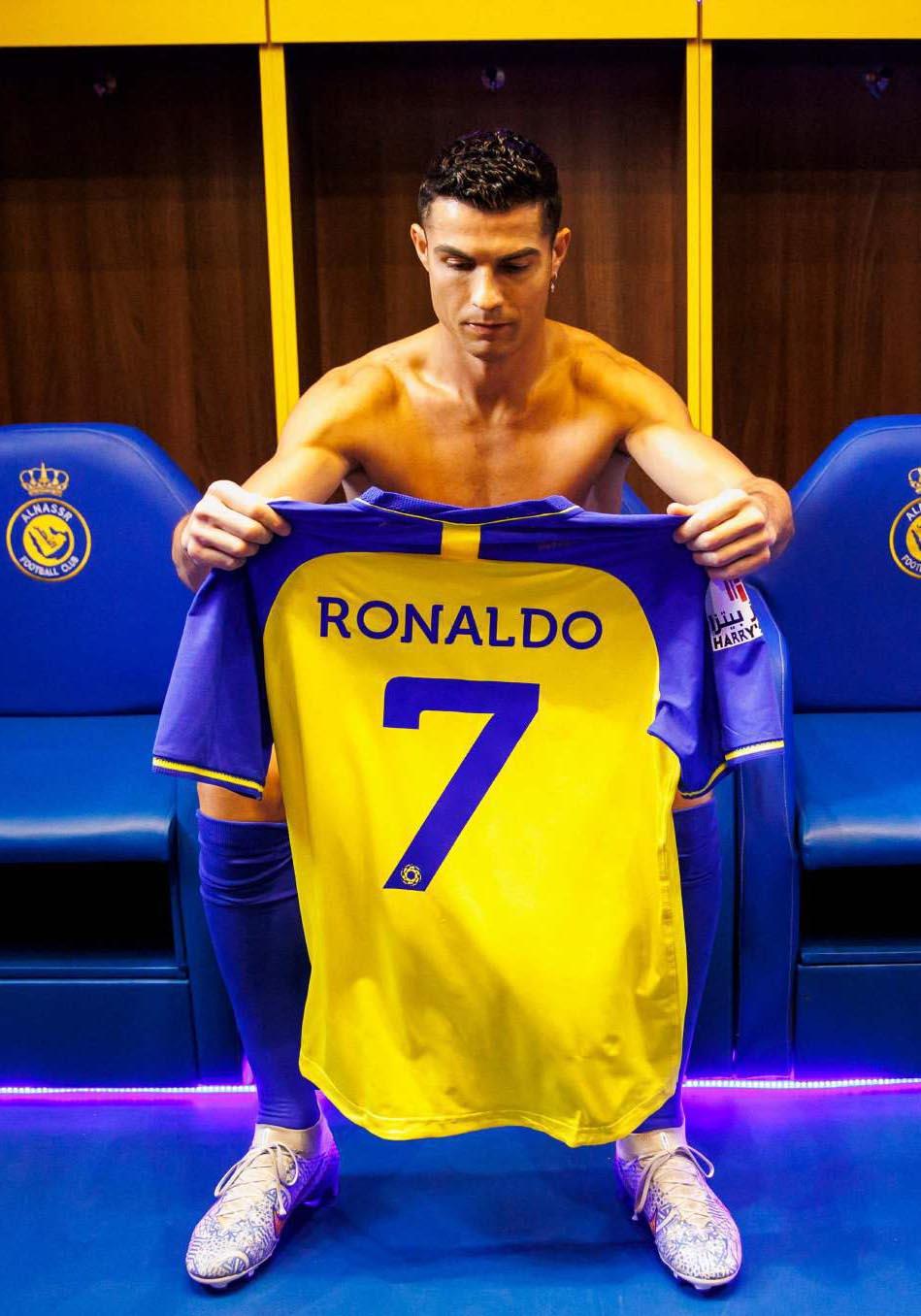 Cristiano Ronaldo Unveiled By Saudi Club Al Nassr