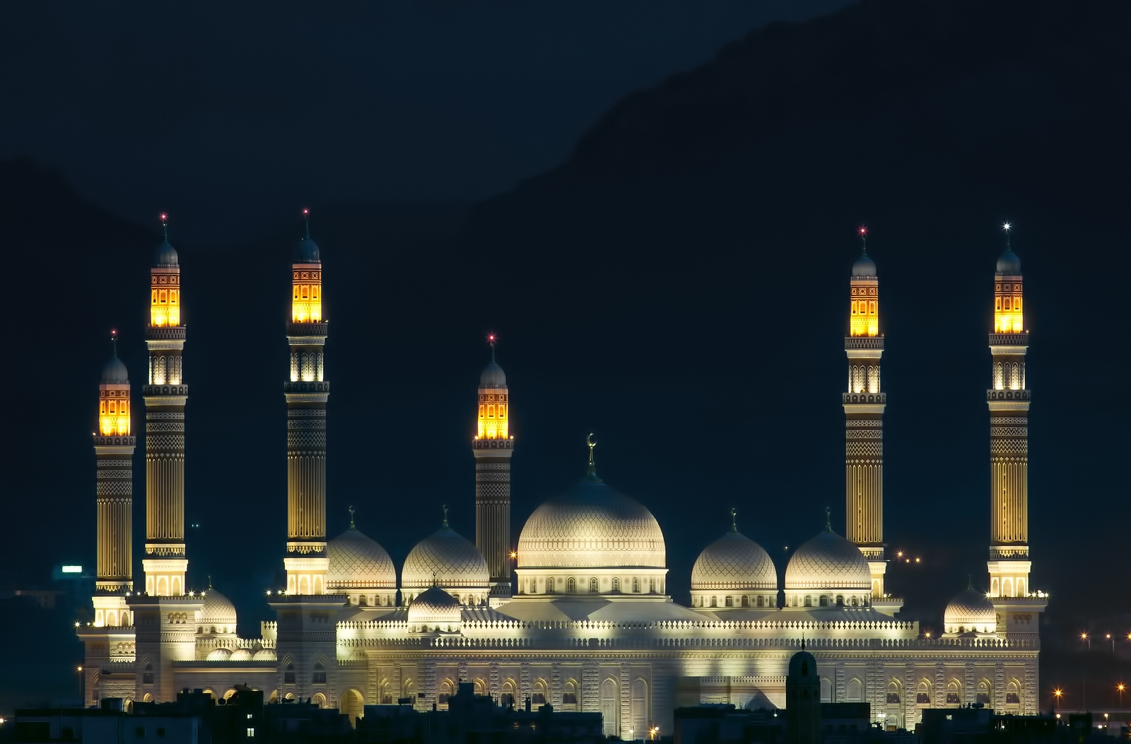 Al Saleh Mosque Night Hd Wallpaper